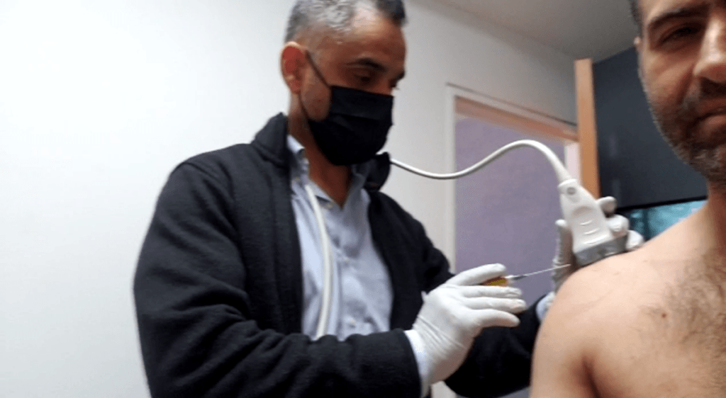 Superando Desafíos Físicos con Tratamientos Innovadores: El Caso de Benjamín